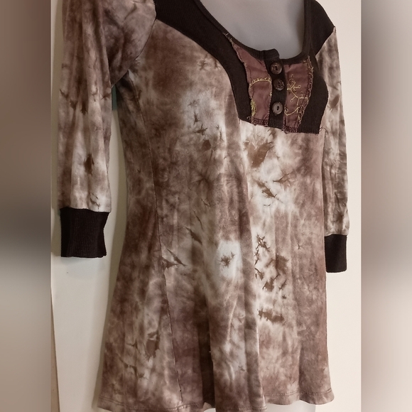 2/$30 DAY TRIP 3/4 sleeve sheer boho coastal cowgirl Tie-Dye Shirt size M - Picture 6 of 8